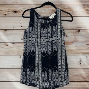 Olive and Oak sleeveless blouse size small